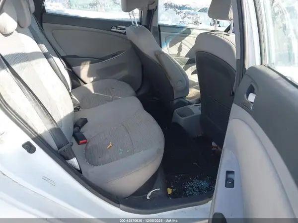 KMHCT4AE3GU003172 2016 HYUNDAI ACCENT - Image 8