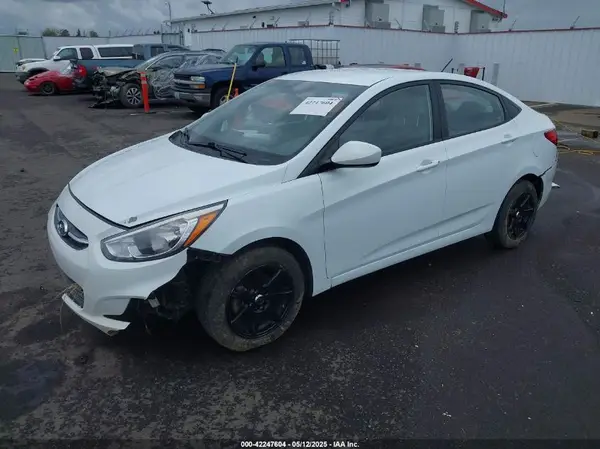 KMHCT4AE3GU012597 2016 HYUNDAI ACCENT - Image 2