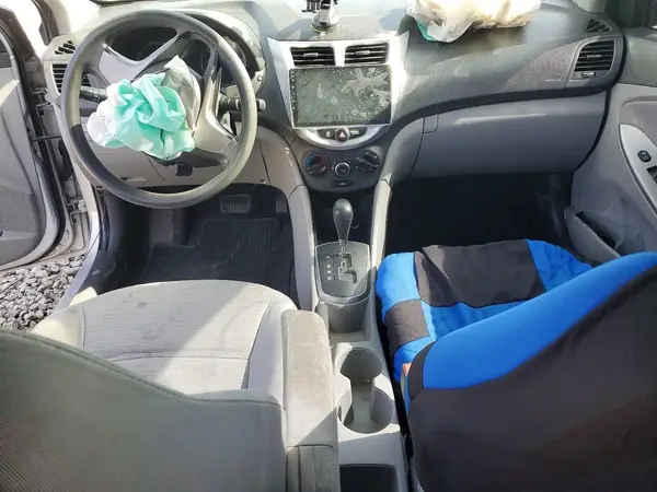 KMHCT4AE3GU036589 2016 HYUNDAI ACCENT - Image 8
