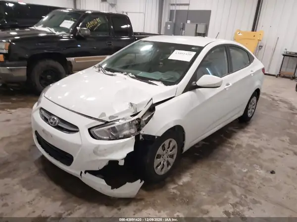 KMHCT4AE3GU059127 2016 HYUNDAI ACCENT - Image 2