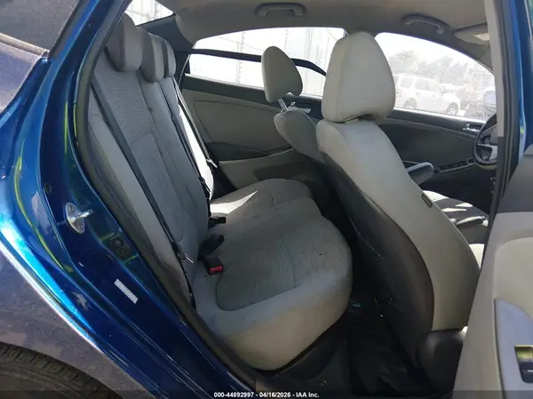 KMHCT4AE3GU062464 2016 HYUNDAI ACCENT - Image 8