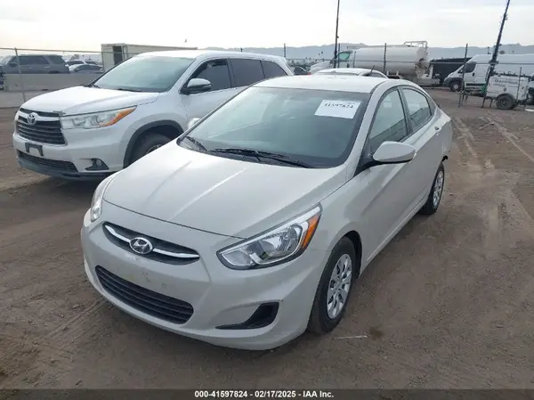 KMHCT4AE3GU064537 2016 HYUNDAI ACCENT - Image 2