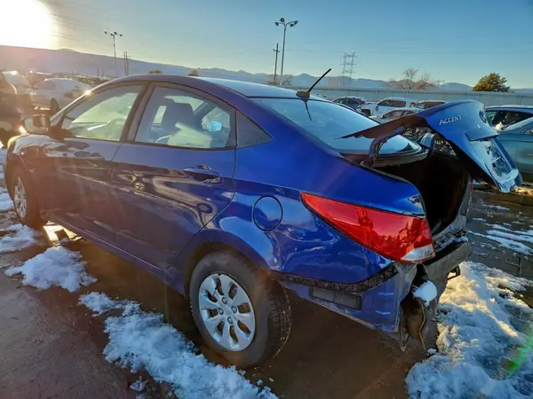KMHCT4AE3GU072945 2016 HYUNDAI ACCENT - Image 2