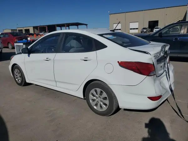 KMHCT4AE3GU073092 2016 HYUNDAI ACCENT - Image 2