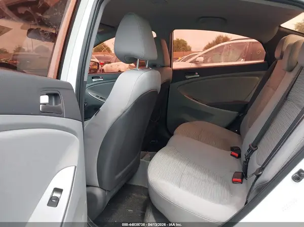 KMHCT4AE3GU092287 2016 HYUNDAI ACCENT - Image 8
