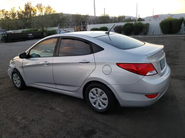KMHCT4AE3GU092516 2016 HYUNDAI ACCENT - Image 2