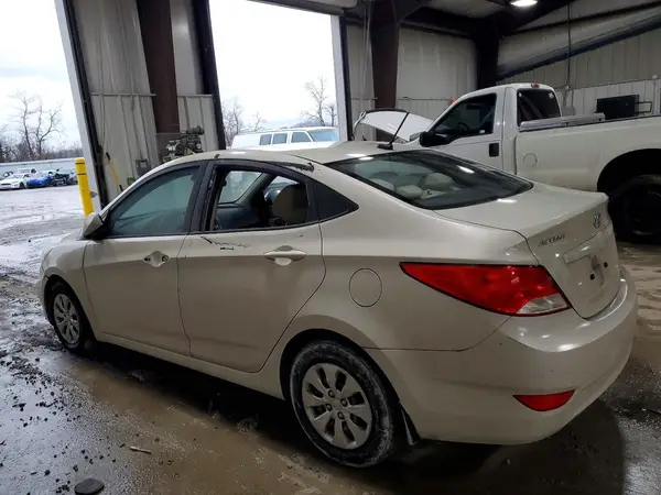 KMHCT4AE3GU122842 2016 HYUNDAI ACCENT - Image 2