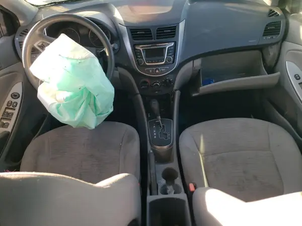 KMHCT4AE3GU144517 2016 HYUNDAI ACCENT - Image 8