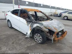 KMHCT4AE3GU145294 2016 HYUNDAI ACCENT