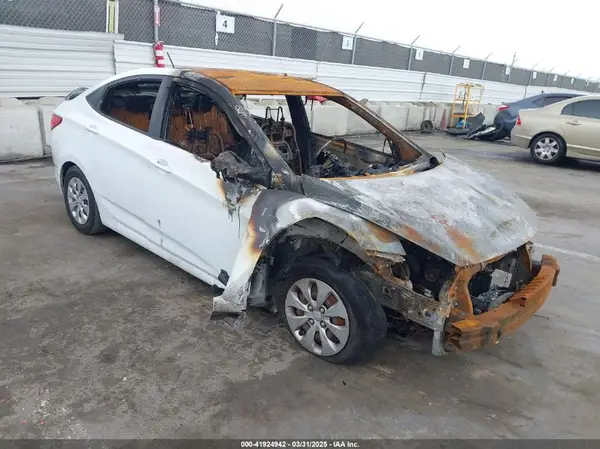 KMHCT4AE3GU145294 2016 HYUNDAI ACCENT - Image 1