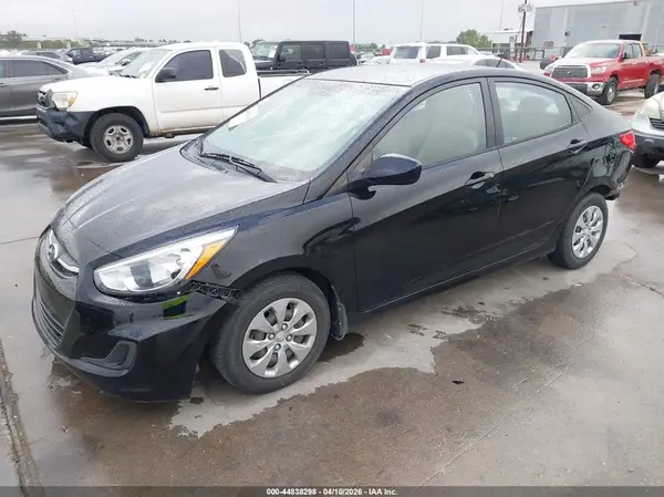 KMHCT4AE3GU157249 2016 HYUNDAI ACCENT - Image 2