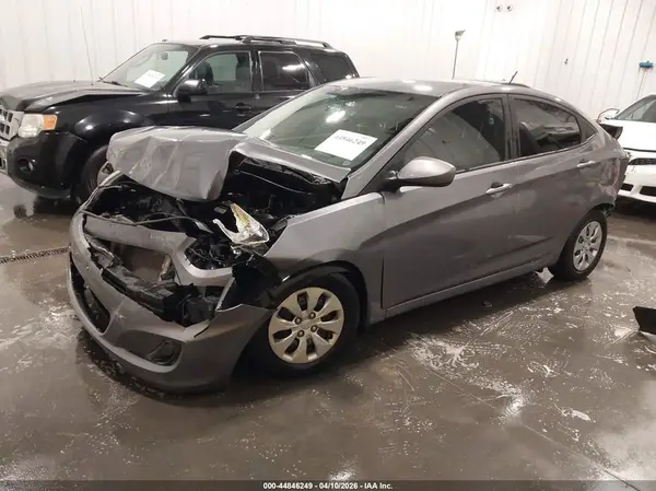 KMHCT4AE3GU162970 2016 HYUNDAI ACCENT - Image 2
