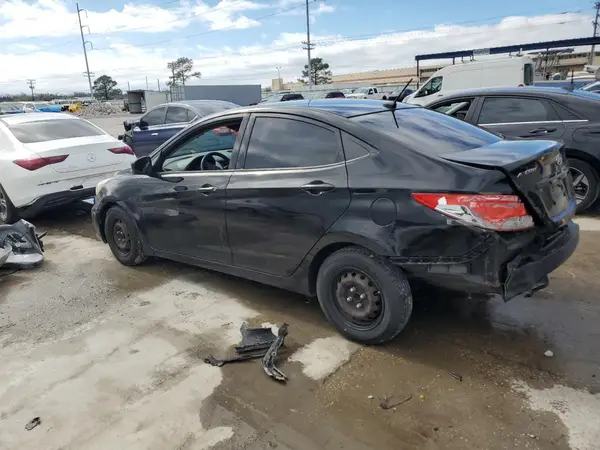 KMHCT4AE3GU946937 2016 HYUNDAI ACCENT - Image 2