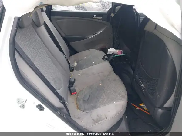 KMHCT4AE3GU952835 2016 HYUNDAI ACCENT - Image 8