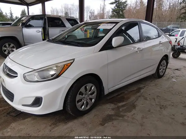KMHCT4AE3GU957727 2016 HYUNDAI ACCENT - Image 2