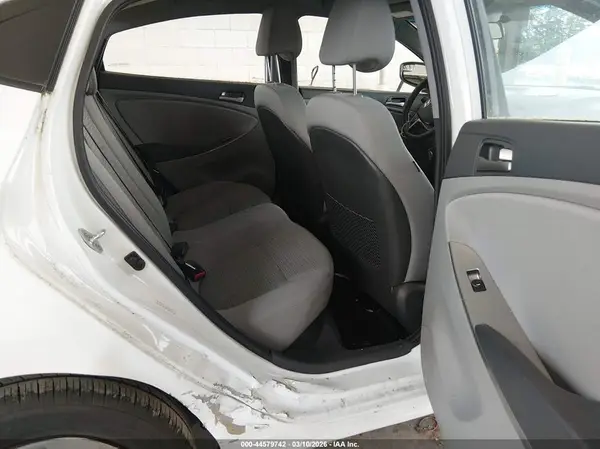 KMHCT4AE3GU957727 2016 HYUNDAI ACCENT - Image 8