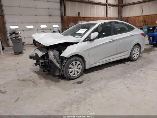 KMHCT4AE3GU982904 2016 HYUNDAI ACCENT - Image 2