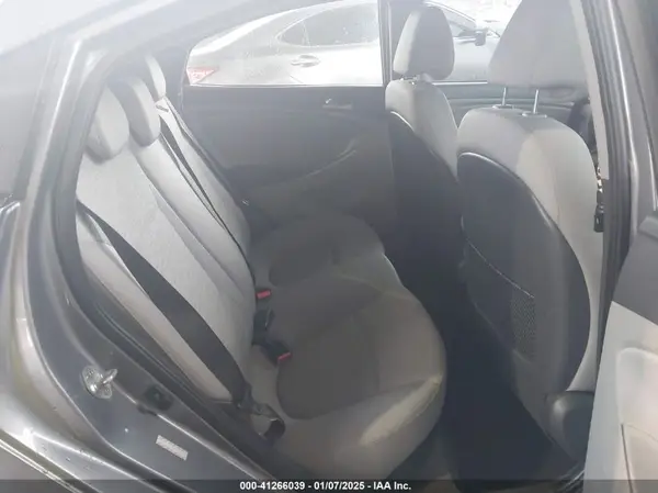 KMHCT4AE3HU172898 2017 HYUNDAI ACCENT - Image 8
