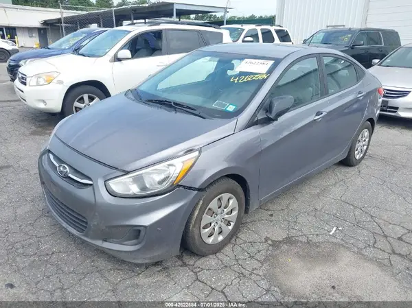 KMHCT4AE3HU174635 2017 HYUNDAI ACCENT - Image 2
