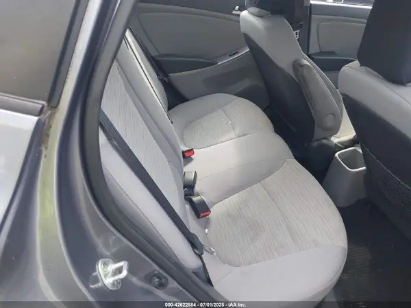 KMHCT4AE3HU174635 2017 HYUNDAI ACCENT - Image 8