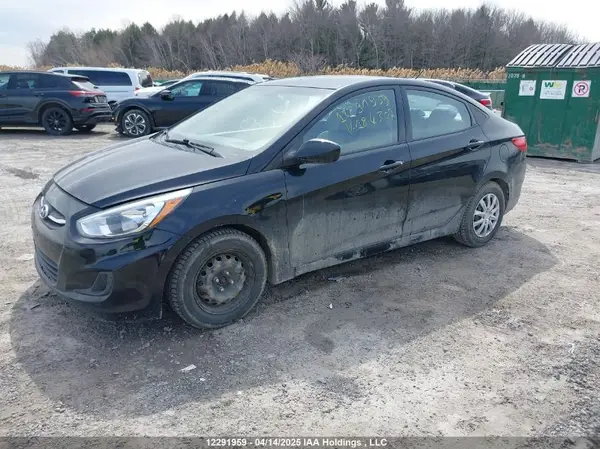 KMHCT4AE3HU184307 2017 HYUNDAI ACCENT - Image 2