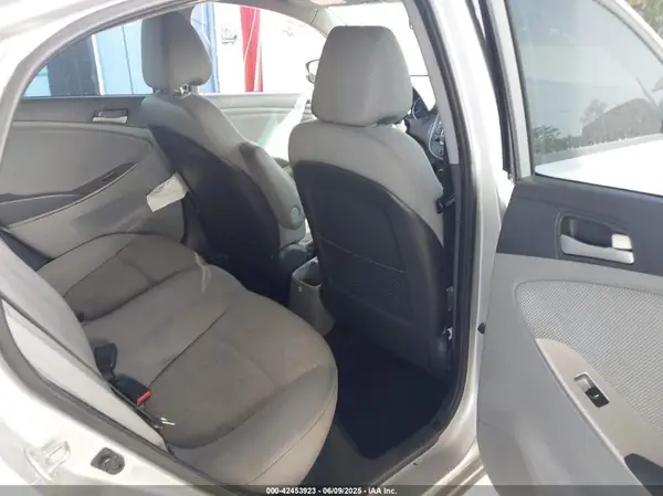 KMHCT4AE3HU203177 2017 HYUNDAI ACCENT - Image 8