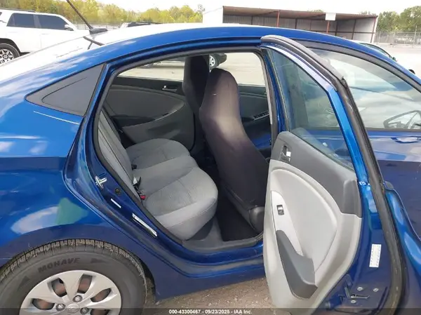 KMHCT4AE3HU222991 2017 HYUNDAI ACCENT - Image 8