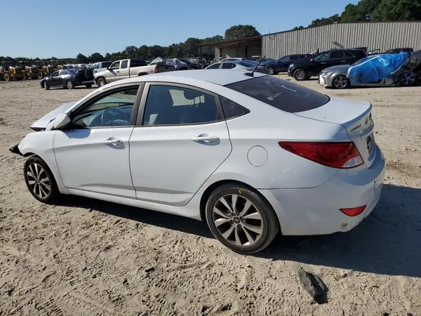KMHCT4AE3HU233697 2017 HYUNDAI ACCENT - Image 2