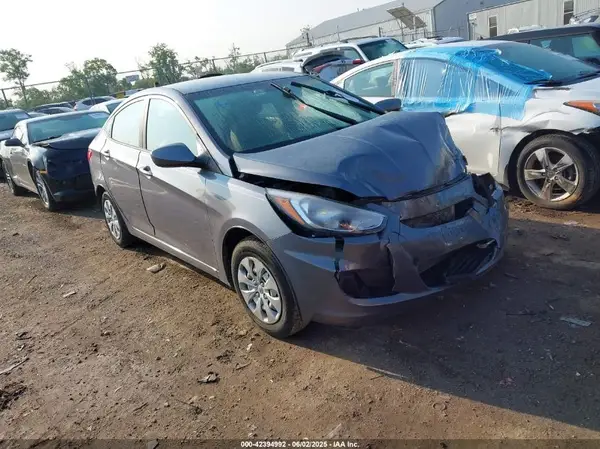 KMHCT4AE3HU269728 2017 HYUNDAI ACCENT - Image 1