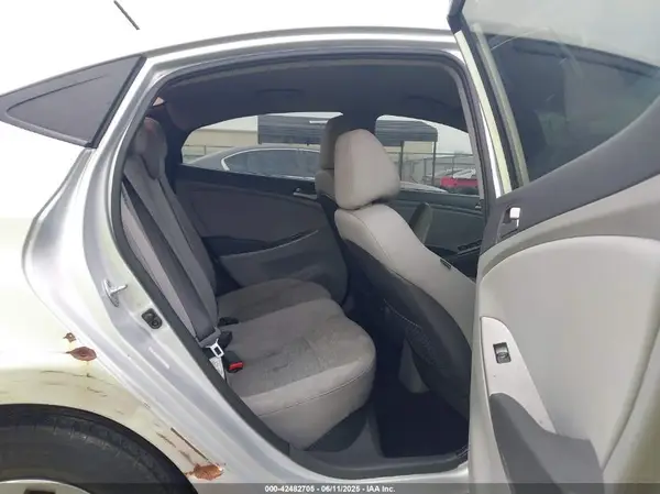 KMHCT4AE3HU273486 2017 HYUNDAI ACCENT - Image 8