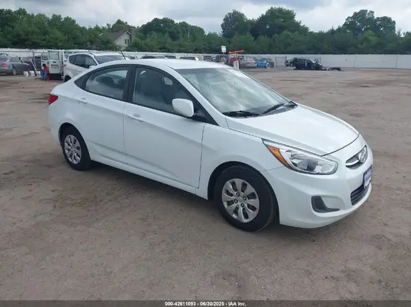 KMHCT4AE3HU278025 2017 HYUNDAI ACCENT - Image 1