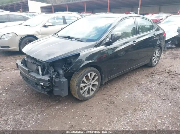 KMHCT4AE3HU280843 2017 HYUNDAI ACCENT - Image 2