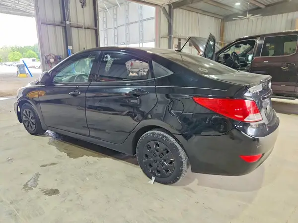 KMHCT4AE3HU290692 2017 HYUNDAI ACCENT - Image 2