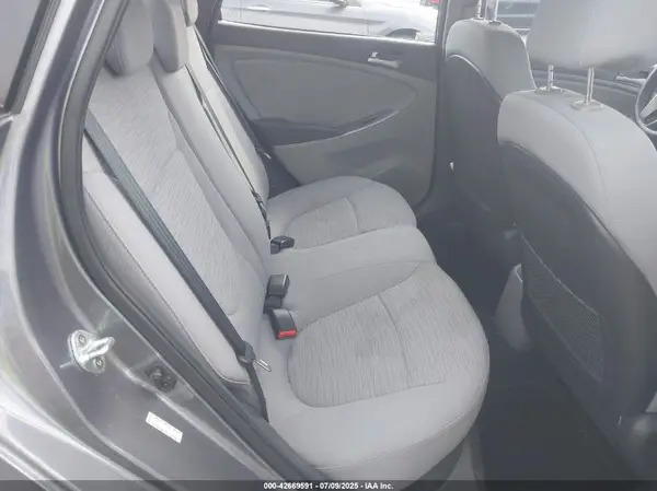 KMHCT4AE3HU299912 2017 HYUNDAI ACCENT - Image 8