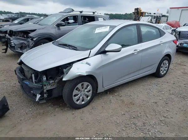 KMHCT4AE3HU310004 2017 HYUNDAI ACCENT - Image 2