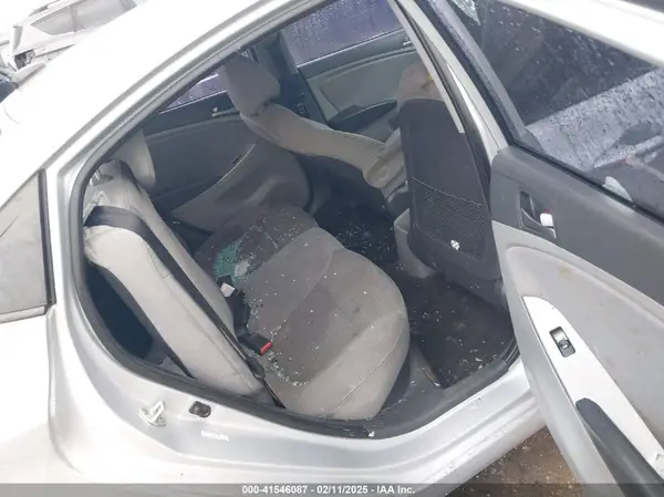 KMHCT4AE3HU310052 2017 HYUNDAI ACCENT - Image 8
