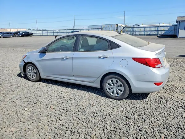 KMHCT4AE3HU311802 2017 HYUNDAI ACCENT - Image 2