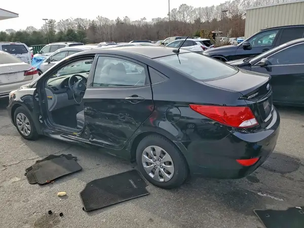 KMHCT4AE3HU327319 2017 HYUNDAI ACCENT - Image 2