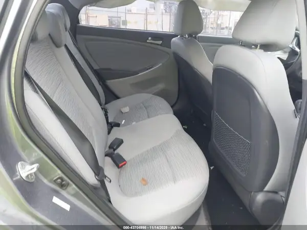 KMHCT4AE3HU327451 2017 HYUNDAI ACCENT - Image 8