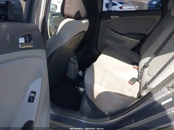 KMHCT4AE3HU332147 2017 HYUNDAI ACCENT - Image 8