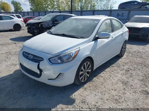 KMHCT4AE3HU332178 2017 HYUNDAI ACCENT - Image 2