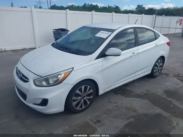 KMHCT4AE3HU340720 2017 HYUNDAI ACCENT - Image 2