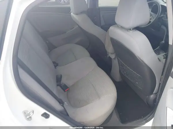 KMHCT4AE3HU340720 2017 HYUNDAI ACCENT - Image 8