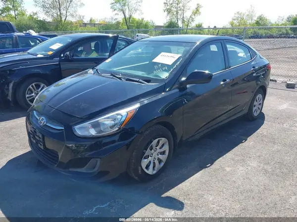 KMHCT4AE3HU355640 2017 HYUNDAI ACCENT - Image 2