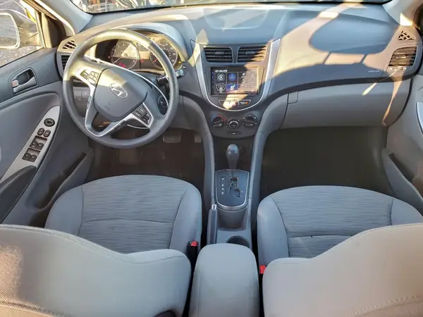 KMHCT4AE3HU356657 2017 HYUNDAI ACCENT - Image 8