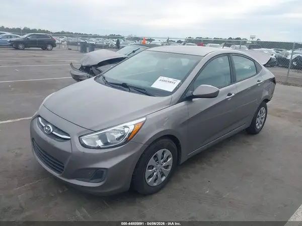 KMHCT4AE3HU369523 2017 HYUNDAI ACCENT - Image 2