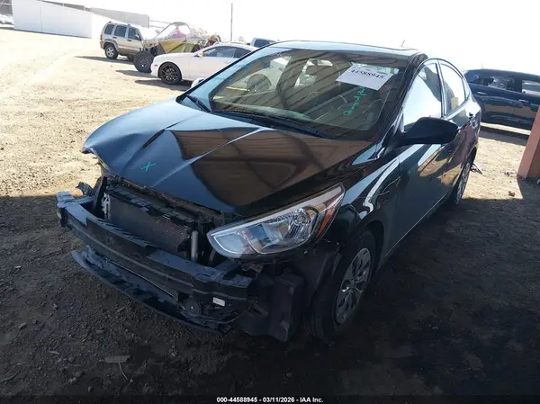 KMHCT4AE3HU378657 2017 HYUNDAI ACCENT - Image 2