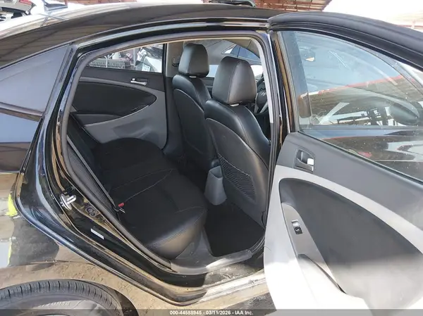 KMHCT4AE3HU378657 2017 HYUNDAI ACCENT - Image 8