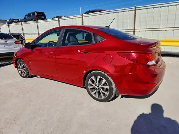 KMHCT4AE3HU388282 2017 HYUNDAI ACCENT - Image 2