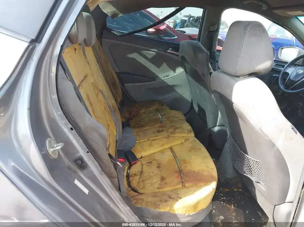 KMHCT4AE4GU013788 2016 HYUNDAI ACCENT - Image 8